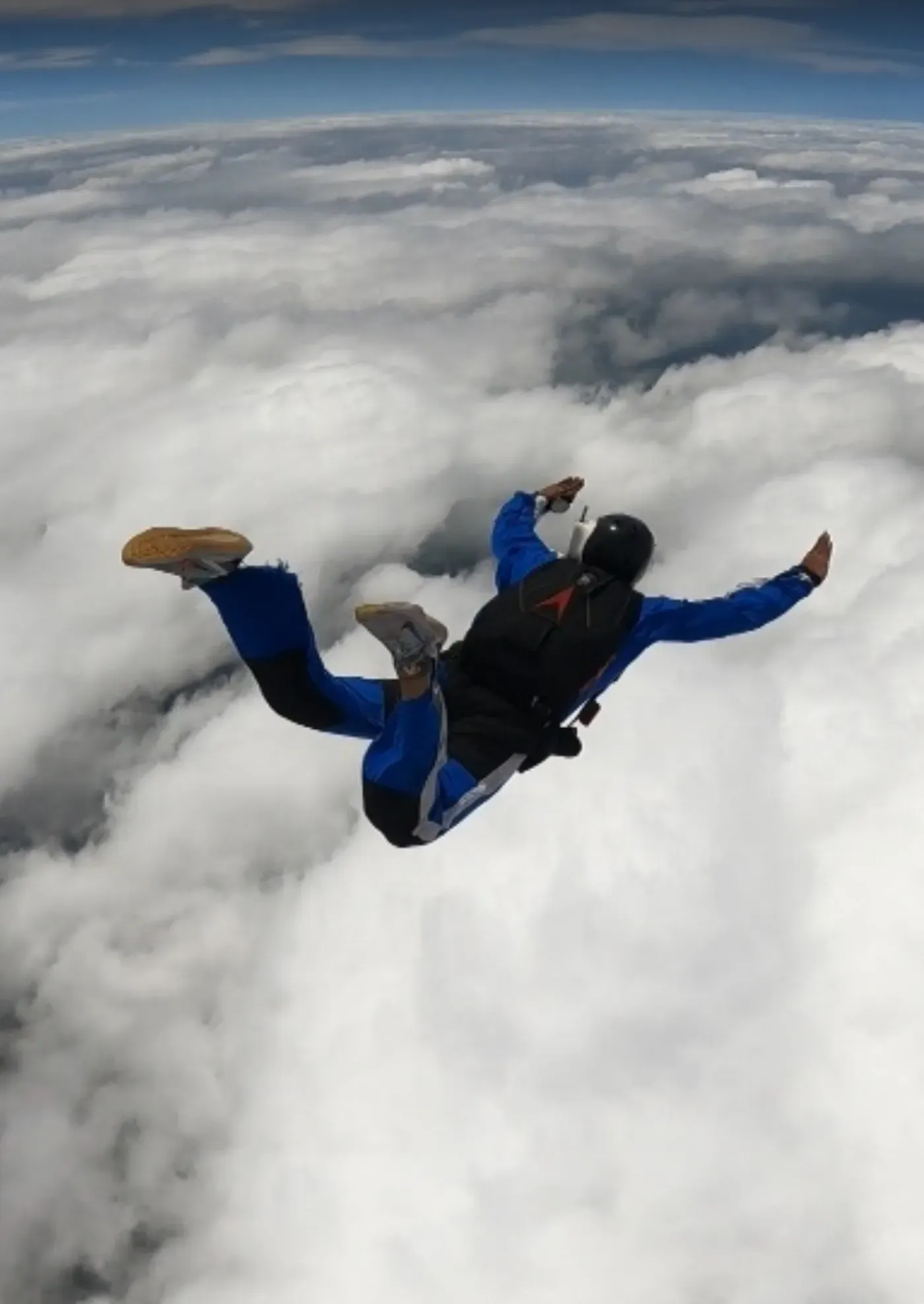 Solo skydive
